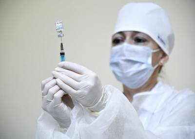 Кейт Обрайен - ВОЗ сотрудничает с 15 производителями вакцин от коронавируса - m24.ru
