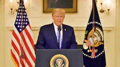 Дональд Трамп - Трамп осудил насилие в Капитолии, заявив о стремлении к «исцелению и примирению» - golos-ameriki.ru