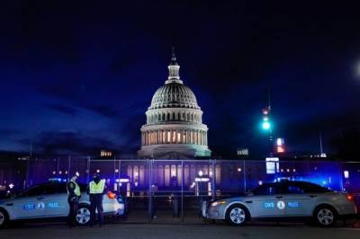 Дональд Трамп - Джо Байден - Полиция Капитолия не подтвердила сообщения о смерти правоохранителя - aif.ru - США - Вашингтон