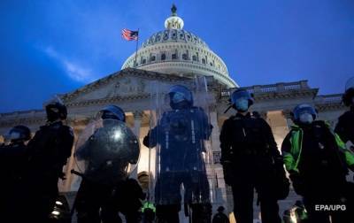 Полиция Капитолия опровергла информацию о смерти сотрудника - korrespondent.net - США - Вашингтон