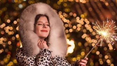 Елизавета Арзамасова - Илья Авербух - «Илья подарил?» — Арзамасова покрасовалась перед фанатами в новой шубке - 5-tv.ru