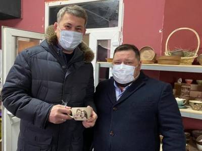 Радий Хабиров - В Башкирии будут развивать производство керамики - ufatime.ru - Башкирия - Санкт-Петербург - Краснодар - Екатеринбург - Новосибирск - Тюмень - Рязань