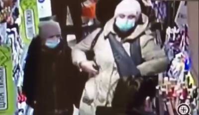 На Харьковщине активизировалась наглая воровка, в полиции раскрыли детали: "не брезговала ничем" - kharkov.politeka.net - Харьковская обл. - Харьков