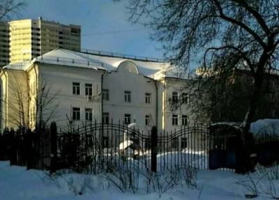 Они были полураздеты: пьяная мать в Прикамье водила по гостям полуторагодовалых дочек - province.ru - Пермский край