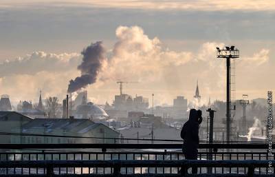 Петр Бирюков - В домах москвичей повысят температуру из-за грядущих морозов - interfax.ru - Москва