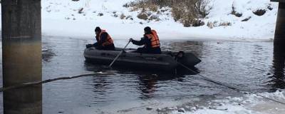 Водолазам нужна помощь для поисков пропавшего в Карелии мальчика - runews24.ru - Москва - Санкт-Петербург - Псков - Иваново - Приозерск - республика Карелия