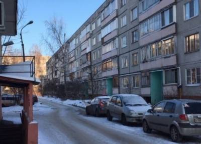 «Хотел ее спасти»: молодой мужчина в Твери прыгнул с балкона вслед за упавшей любимой - province.ru - Тверь