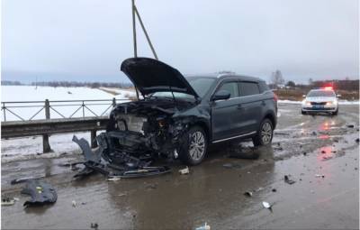 В аварии «Hyundai» c «Geely» на трассе М-5 пострадал водитель одной из машин - 7info.ru - Москва - Саратовская обл.