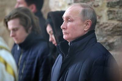Владимир Путин - Путин обратился к россиянам в Рождество - lenta.ru - Великий Новгород