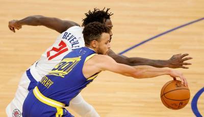 НБА: Голден Стэйт обыграл Клипперс, поражения Милуоки и Бруклина - sportarena.com - Вашингтон - Бостон - Нью-Йорк - Юта - штат Оклахома
