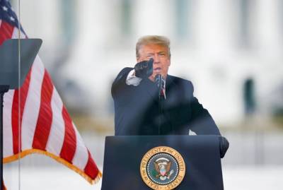 Дональд Трамп - "Твиттер" навсегда заблокировал Трампа - kp.ua - США