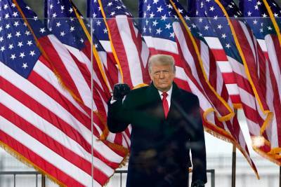Дональд Трамп - Джо Байден - Twitter навсегда забанил Дональда Трампа за подстрекательство к насилию - rtvi.com