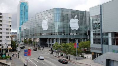 Олег Никитин - Apple сэкономила $264 миллиона на отсутствии зарядки к новому iPhone 12 - nation-news.ru