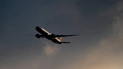 Посольство проверяет данные о россиянах на пропавшем в Индонезии Boeing - russian.rt.com - Индонезия - Джакарта