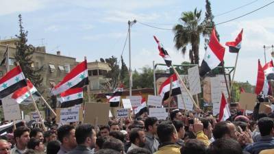 Сирийцы вышли на митинг против присутствия боевиков на севере Хасаки - riafan.ru - Сирия - Вашингтон - Сана - Анкара - Эль-Камышлы