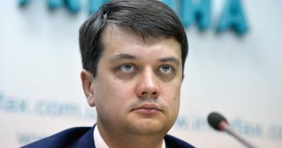 Владимир Зеленский - Дмитрий Разумков - Алексей Арестович - На Украине рассказали о "политическом самоубийстве" спикера Рады - ren.tv - Украина