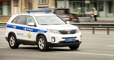 Пьяная россиянка избила полицейского, который долго ехал на вызов - ren.tv - Сахалин