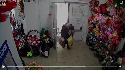 Найти пропавшую в Липецке бабушку помогла камера в ритуальном магазине - lipetskmedia.ru - Липецк