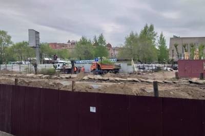 Власти Читы опровергли перенос сроков реконструкции Театральной площади - chita.ru - Чита