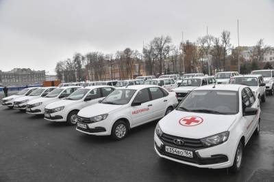 Валерий Радаев - Для саратовских врачей закупили 17 машин скорой помощи - saratov.mk.ru - Саратовская обл.