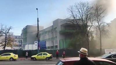 Четверо пациентов румынской больницы погибли во время пожара в реанимации - tvc.ru - Румыния