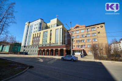 Сыктывкарский суд решит вопрос об аресте женщины-водителя, насмерть сбившей пешехода - komiinform.ru - Россия - респ. Коми - Сыктывкар