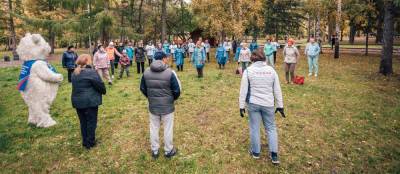 Олимпийский чемпион Евгений Подгорный провел зарядку для новосибирских пенсионеров - runews24.ru - Россия - Новосибирск - Новосибирская обл.