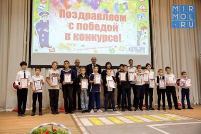 Хасавюртовцы заняли первое место на соревнованиях по судомодельному спорту - mirmol.ru - респ. Дагестан - Каспийск - Хасавюрт