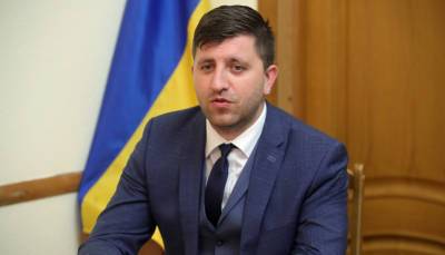 В Киеве обстреляли автомобиль главы Госархива - sharij.net - Украина - Киев