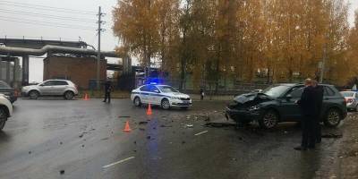 В результате ДТП в Сыктывкаре погибла женщина, пострадал водитель и ребенок - runews24.ru - Сыктывкар