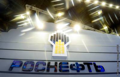 Акционеры "Роснефти" утвердили промежуточные дивиденды в 18,03 руб. на акцию - interfax.ru - Москва - Россия