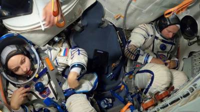 Ракета, которая выведет корабль с киноэкипажем на орбиту, установлена на стартовом комплексе Байконура - 1tv.ru