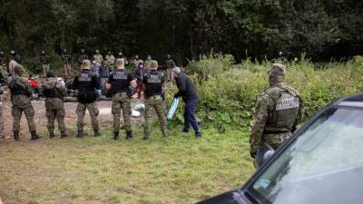 Анна Михальская - Польша вернула группу мигрантов в места пересечения границы с Белоруссией - russian.rt.com - Белоруссия - Германия - Польша - Литва