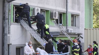 Смертельный пожар в румынской больнице - ru.euronews.com - Россия - США - Италия - Румыния - Сербия - г. Бухарест