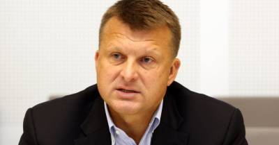 Самоуправление не запретило Шлесерсу проводить акцию протеста в Риге - rus.delfi.lv - Рига - Латвия