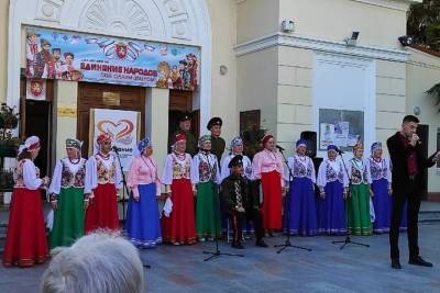 Из Татарстана в Крым: в Гурзуфе прошло мероприятие «Единение народов под одним шатром» - crimea.mk.ru - Крым - респ. Татарстан