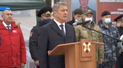 Радий Хабиров - «Это очень тяжелая служба»: Радий Хабиров поздравил сотрудников ОМОНа и СОБРа - bash.news - Башкирия - Уфа