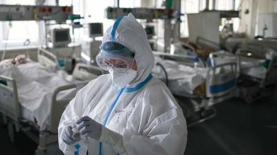 Александр Мясников - Врач назвал причину попадания вакцинированных от COVID-19 в реанимацию - iz.ru - Москва - Израиль