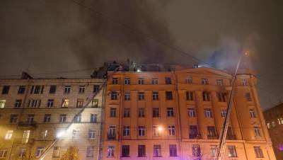 Борьба с огнём в доме Чубакова шла 12 часов - dp.ru