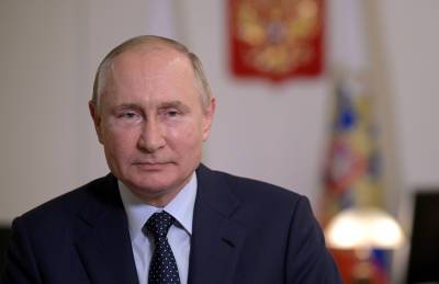 Владимир Путин - Путин поздравил аграриев с праздником - tvc.ru