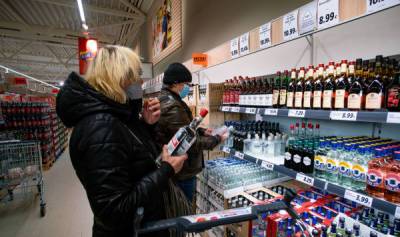 Из-за пандемии в Латвии обострилась проблема алкоголизма - lv.baltnews.com - Латвия