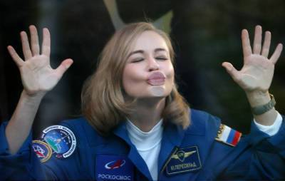 Сначала в космос запускали собак и обезьян, теперь артистов - newsland.com