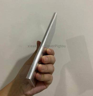 Опубликовано фото алюминиевого макета смартфона Samsung Galaxy S22 Ultra - goodnews.ua
