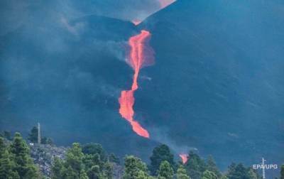 Извержение вулкана на Канарах снова усилилось - korrespondent.net - Украина