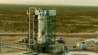 Джефф Безос - Уильям Шетнер - Blue Origin отложила суборбитальный полёт из-за плохой погоды - trend.az - США - Интерфакс