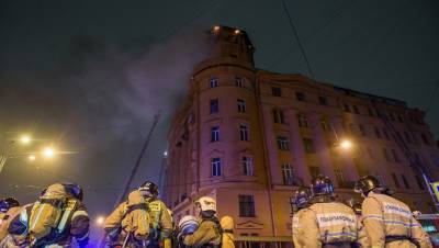 Пожар в доме Чубакова, прыжок с Большеохтинского моста и матёрый кабан: Петербург 9-10 октября - dp.ru - Санкт-Петербург - район Петроградский