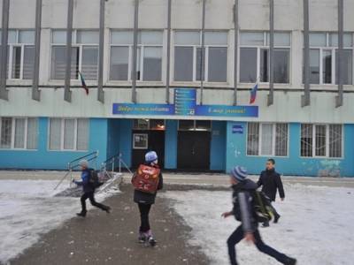 Александр Бастрыкин - «Избивают, проткнули глаз линейкой»: в новосибирской школе над девочкой полгода издеваются ученики, а учителя бездействуют - rosbalt.ru - Россия - Новосибирск - район Кировский, Новосибирск