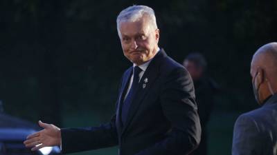 Гитанас Науседа - Президента Литвы уличили в посещении "антиваксерского ресторана" - obzor.lt - Литва