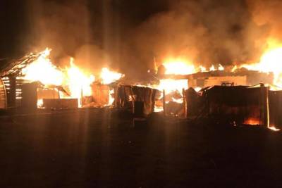 Крупный пожар уничтожил частный дом с гаражом в Чувашии. - cheb.mk.ru - респ. Чувашия - район Урмарский