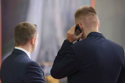 В Екатеринбурге женщина стала жертвой мошенников, которые проводили «спецоперацию ФСБ» - znak.com - Екатеринбург - Того